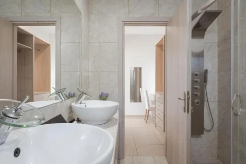 villa-480-sq-m-for-sale_05