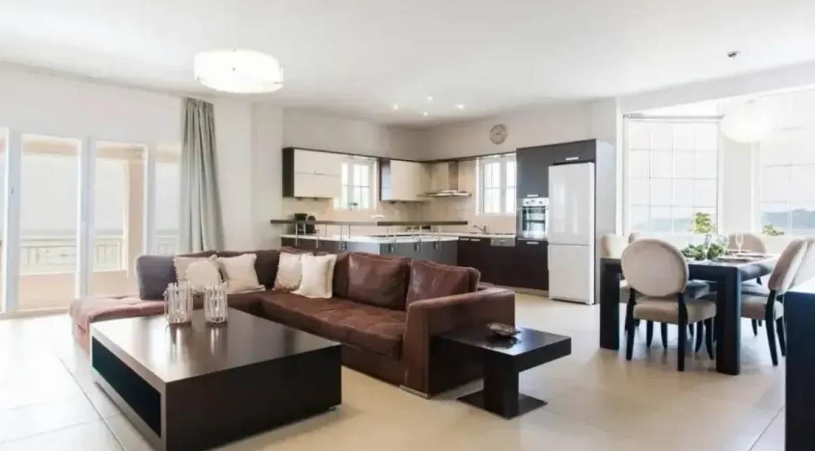 villa-480-sq-m-for-sale_10