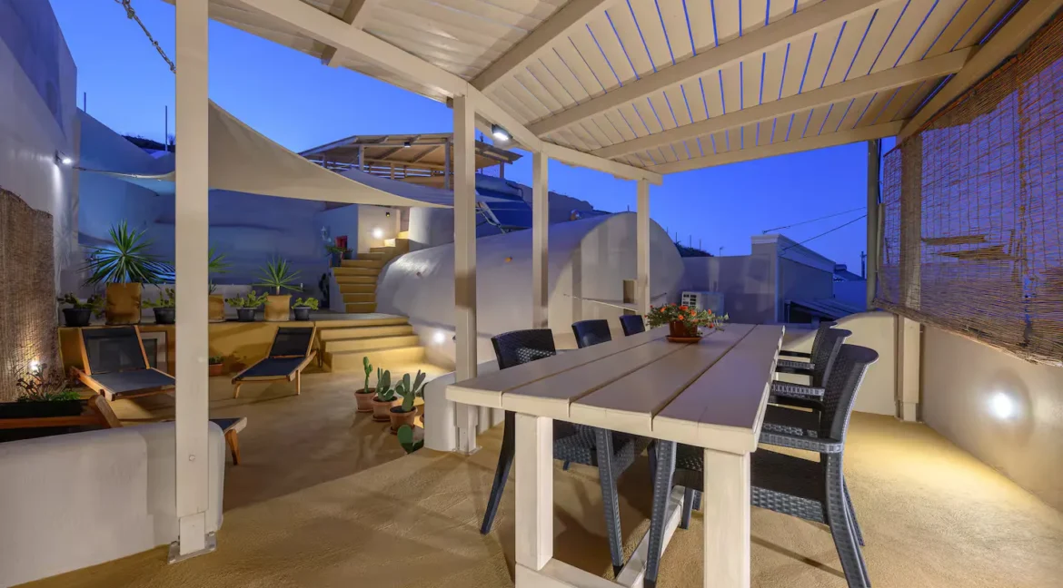 Listing photograph 5 of 29 of the house in Mesaria, published by Greek Exclusive Properties.