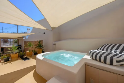 Traditional Cave House for sale Santorini — Mesaria 11