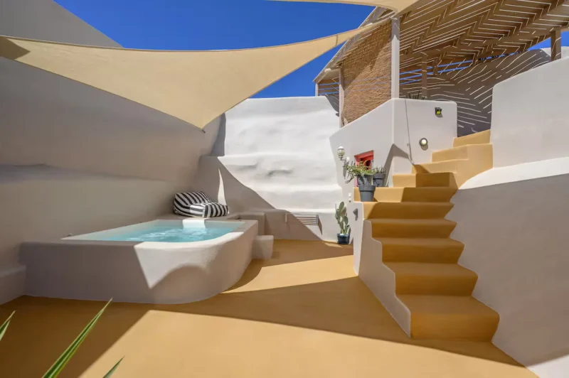 Traditional Cave House for sale Santorini — Mesaria