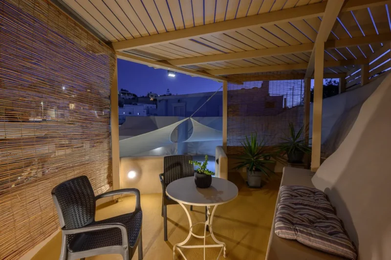 Traditional Cave House for sale Santorini — Mesaria