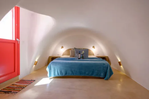 Traditional Cave House for sale Santorini — Mesaria 6