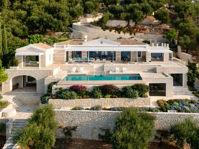 Superb Mansion for Sale in Corfu Agni