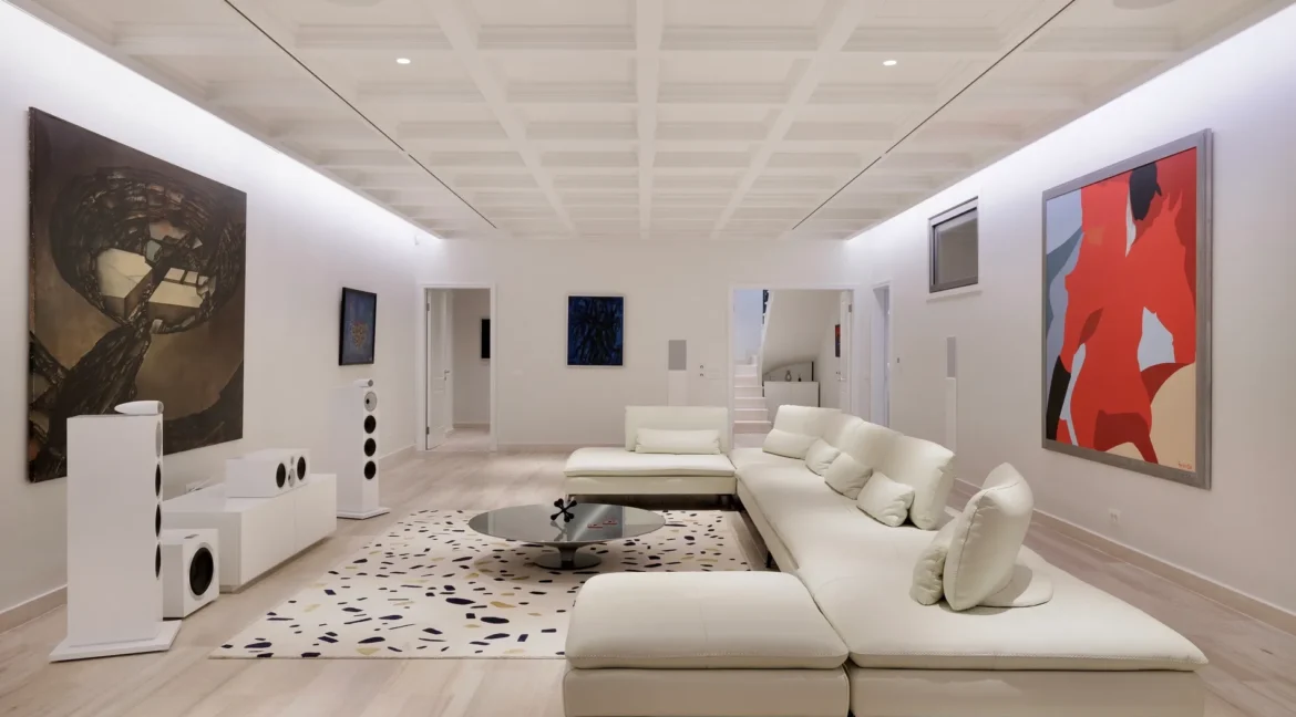 Superb Mansion for Sale in Corfu Agni