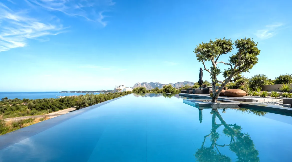 buy-a-sea-view-villa-in-crete_23