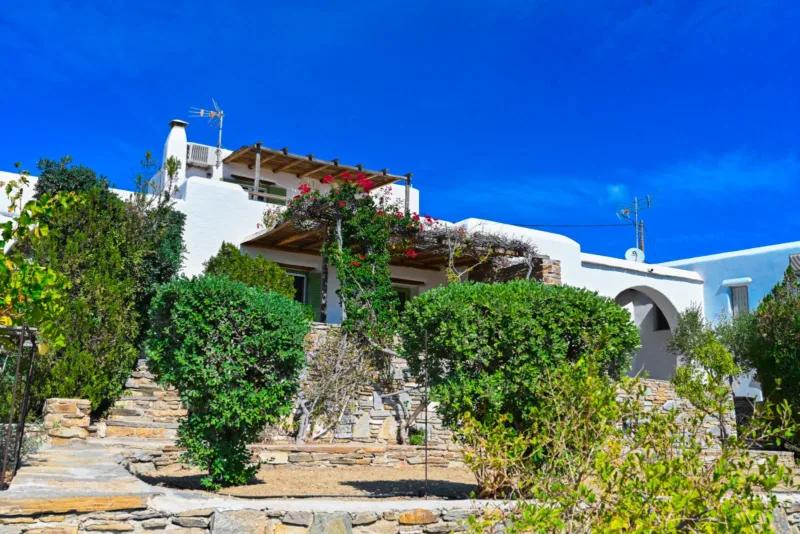 Traditional Sea View House for Sale in Paros