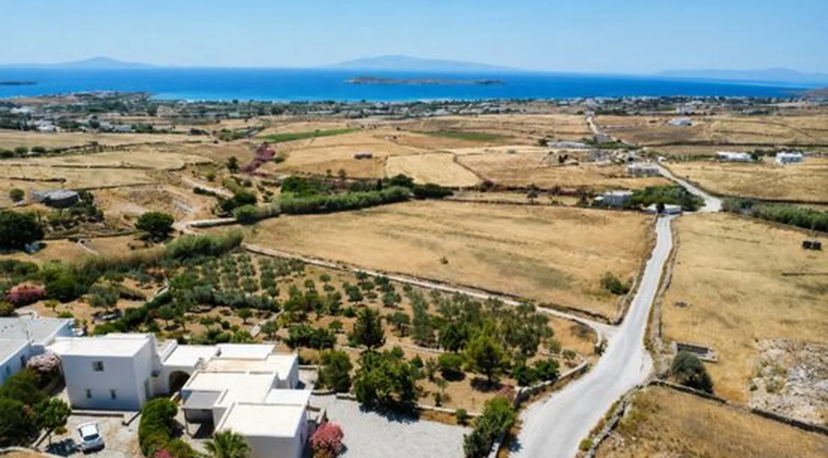 Traditional Sea View House for Sale in Paros