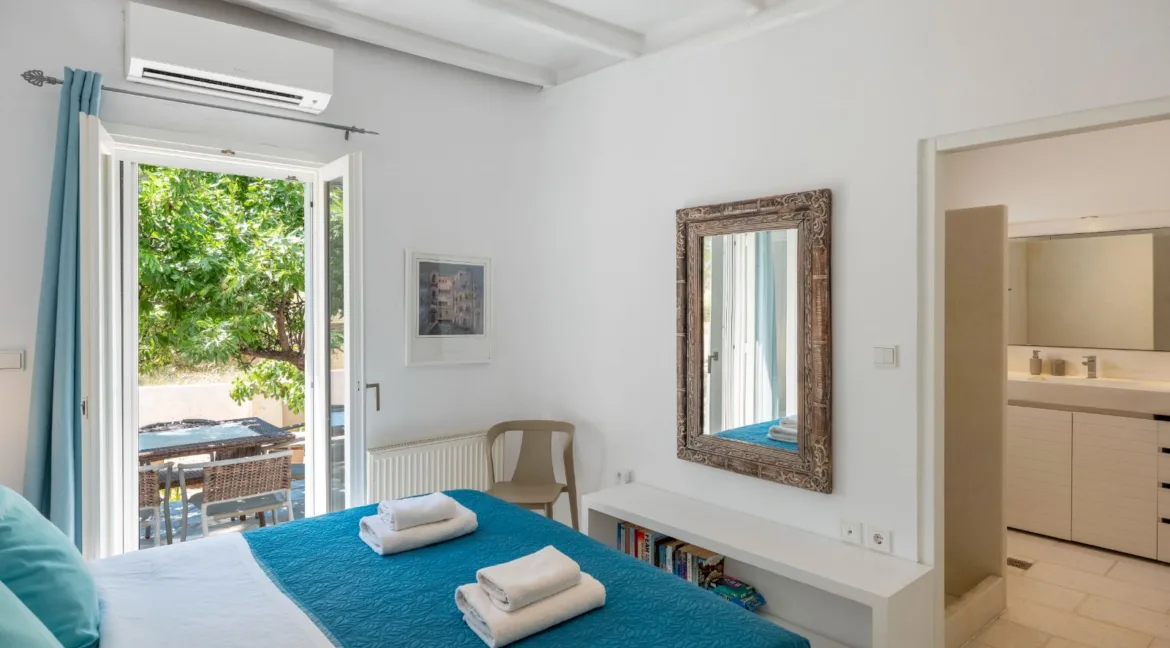 sea-view-villa-for-sale-in-paros-70738200_13