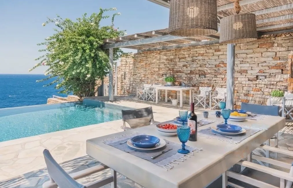 1900xxs_invest-in-a-sea-view-villa-in-greece-2359580_15