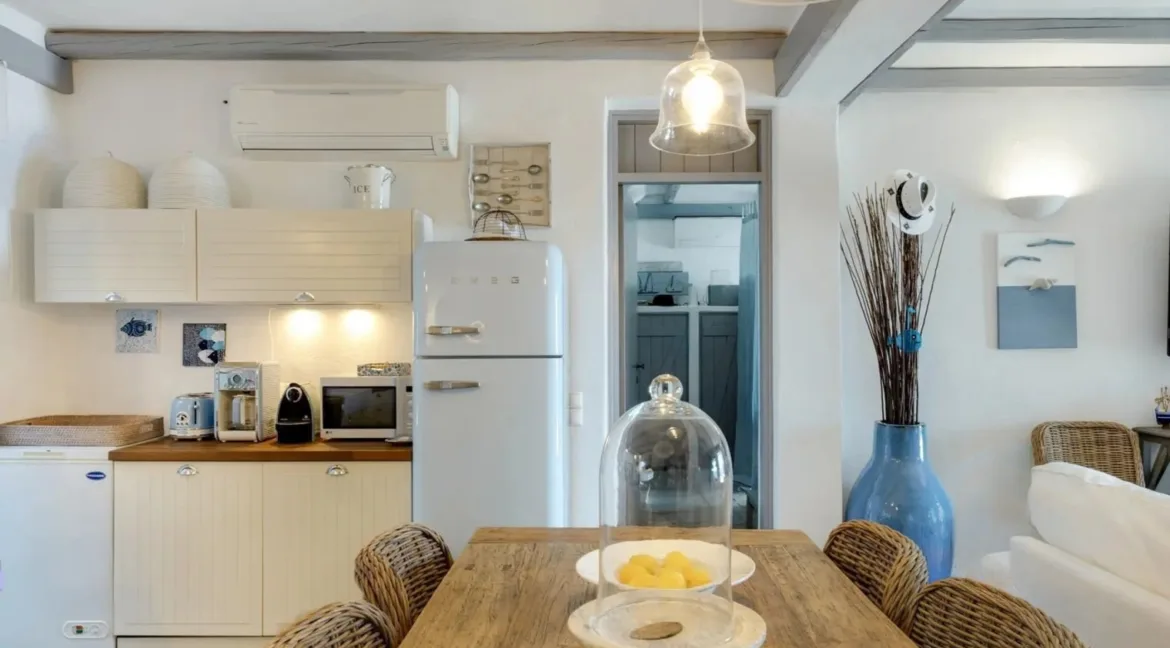 1900xxs_invest-in-a-sea-view-villa-in-greece-2359580_35