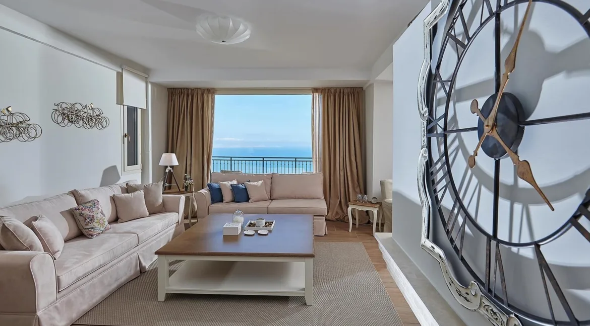 Buy a Villa in Crete