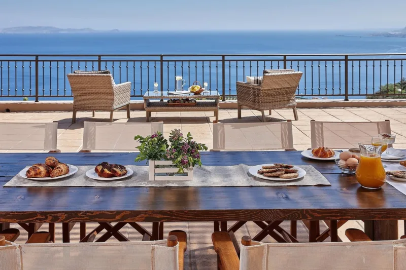 Buy a Villa in Crete