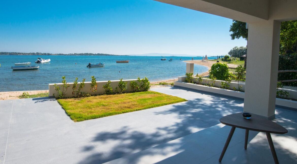 Beachfront Villa for Sale Vourvourou Halkdiki