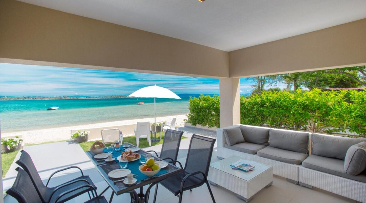 Beachfront Villa for Sale Vourvourou Halkdiki
