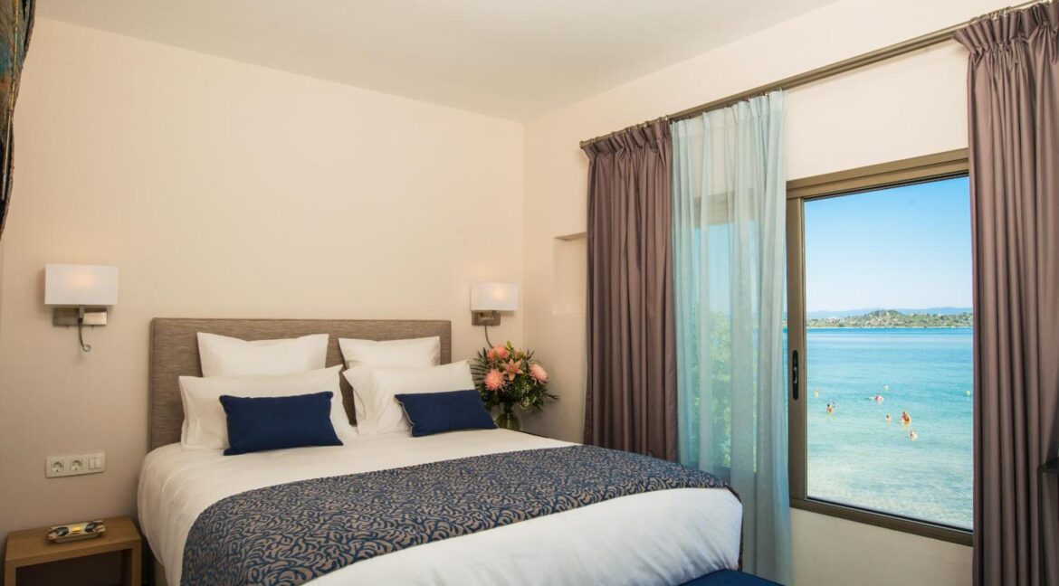 Beachfront Villa for Sale Vourvourou Halkdiki