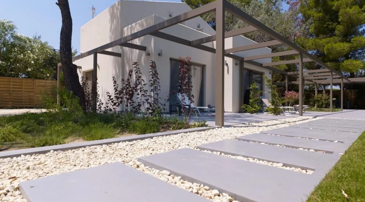 Beachfront Villa with Garden Sithonia — Halkidiki 10