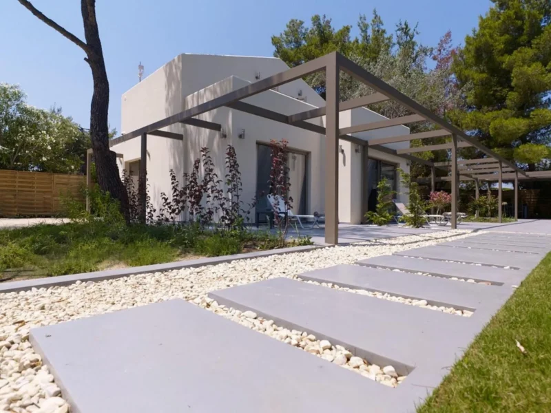 Beachfront Villa with Garden Sithonia — Halkidiki