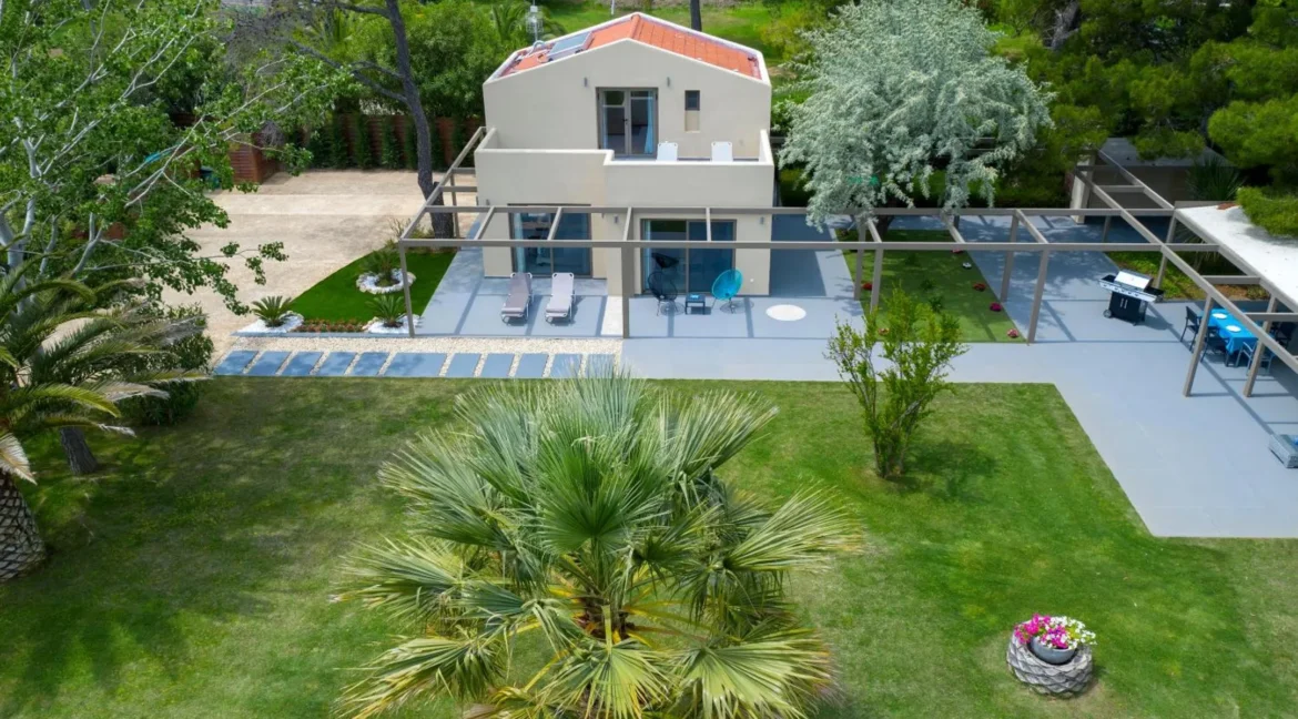 Beachfront Villa with Garden Sithonia — Halkidiki 16