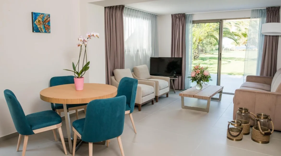 Beachfront Villa with Garden Sithonia — Halkidiki 2