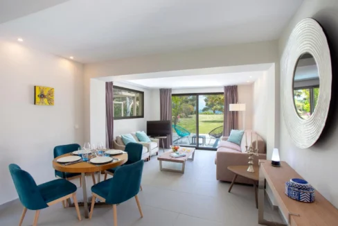 Beachfront Villa with Garden Sithonia — Halkidiki 5