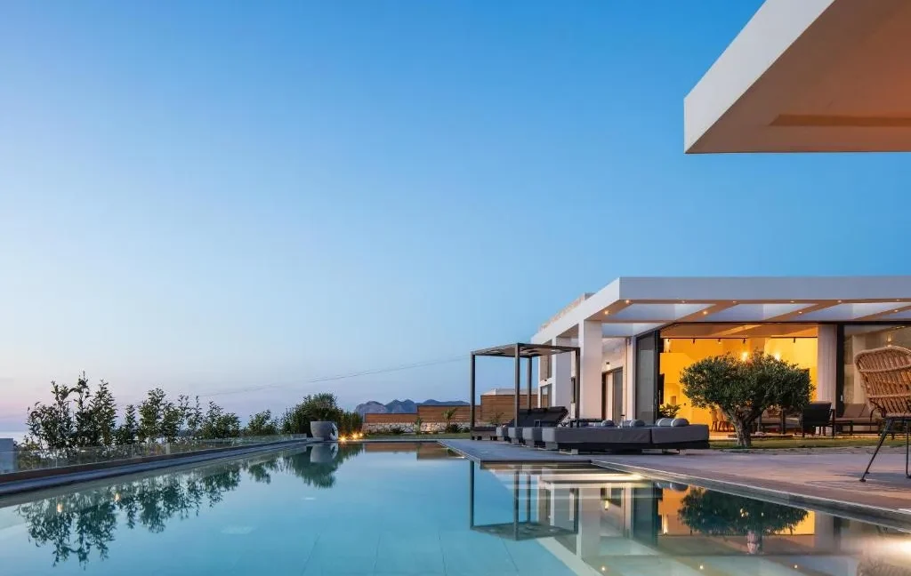 Luxury Villa with Panoramic Sea Views for sale Chania Crete 19
