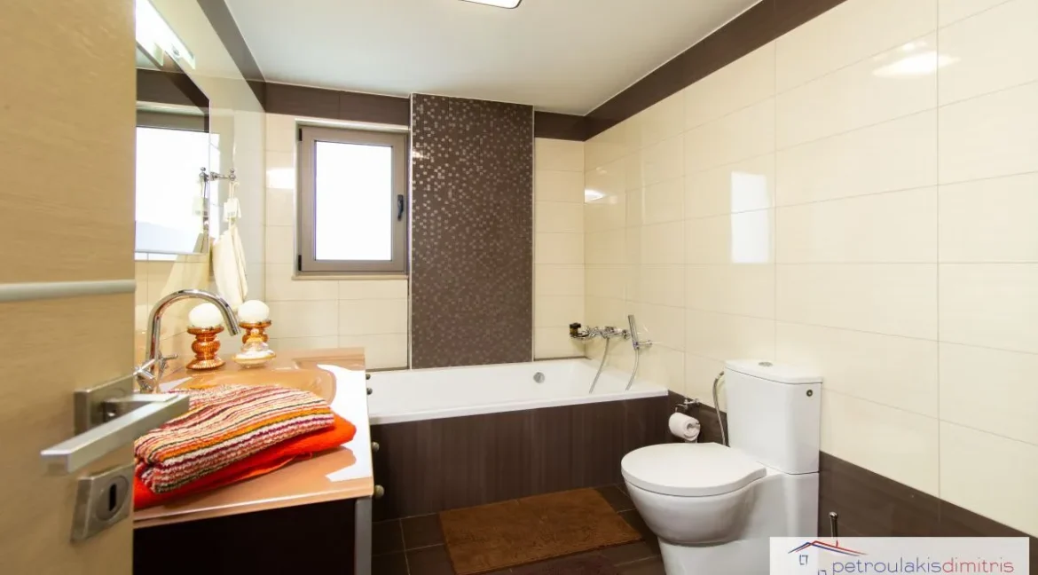 beautiful-sea-view-villa-for-sale-in-cre_25