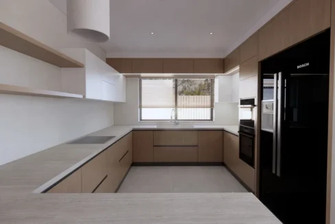 beautiful-waterfront-villa-for-sale-in-c_18