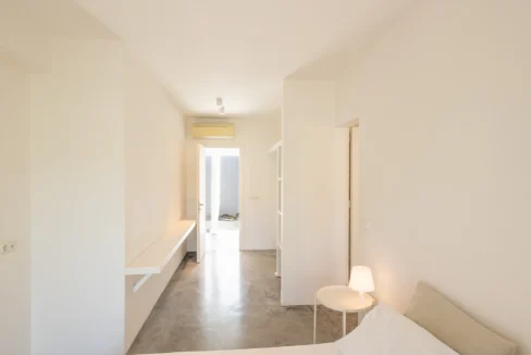 beautiful-waterfront-villa-for-sale-in-l-17921511_17