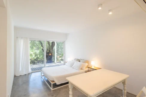 beautiful-waterfront-villa-for-sale-in-l-17921511_23