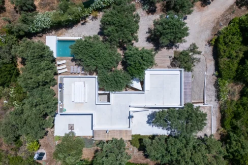 beautiful-waterfront-villa-for-sale-in-l-17921511_36