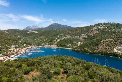 beautiful-waterfront-villa-for-sale-in-l-17921511_39