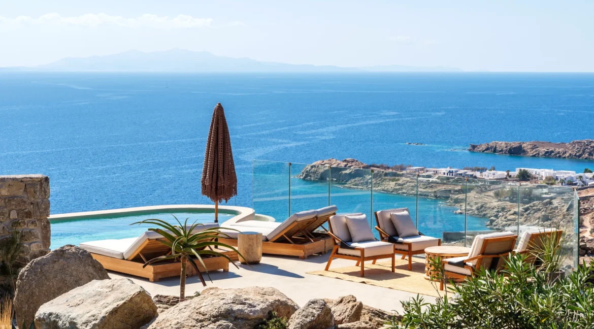 buy-a-luxury-villa-in-mykonos-18297398_01