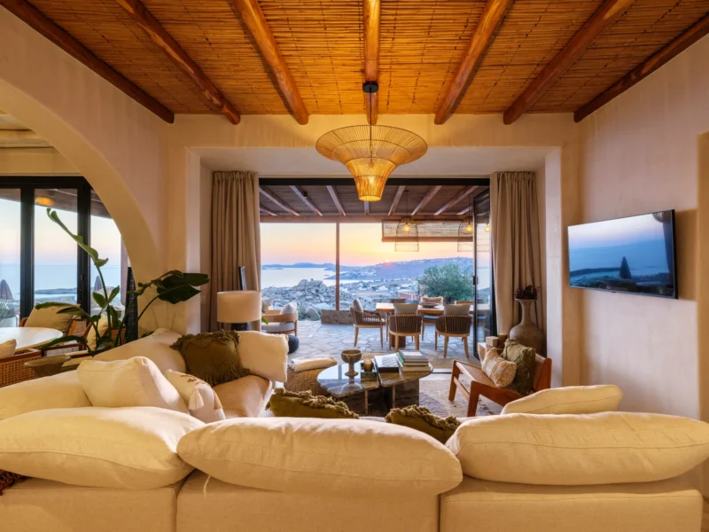 Buy a Luxury Villa in Mykonos
