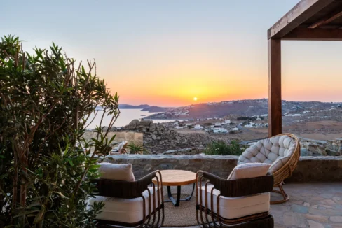 buy-a-luxury-villa-in-mykonos-18297398_04