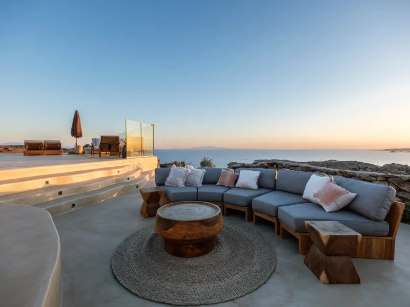 Buy a Luxury Villa in Mykonos