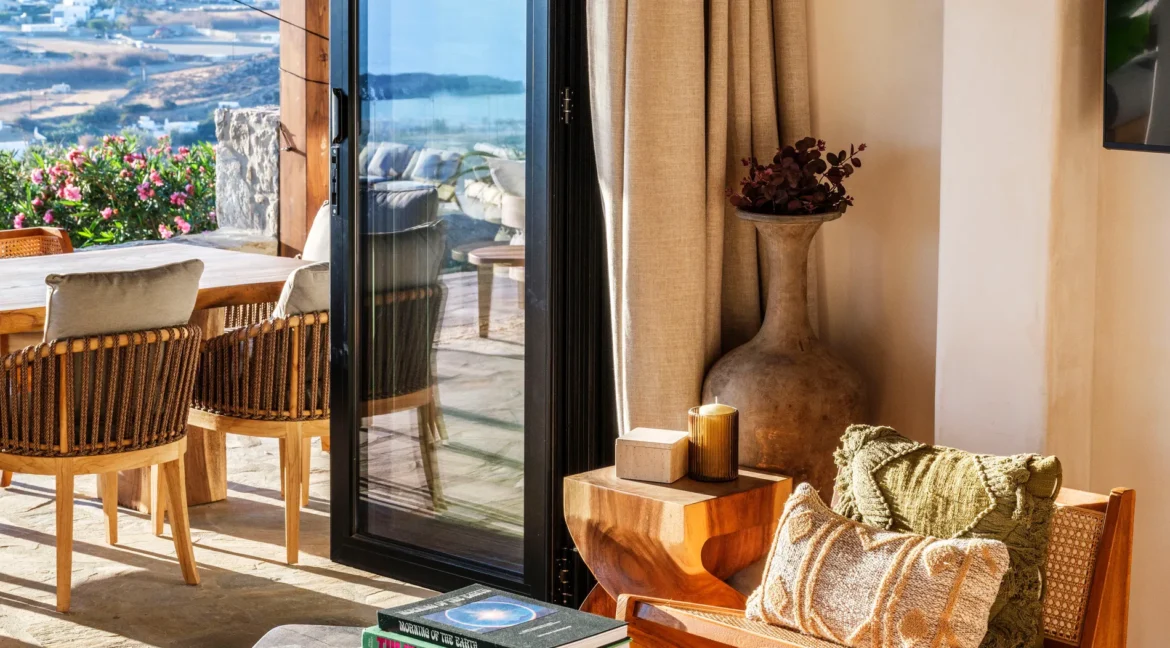 buy-a-luxury-villa-in-mykonos-18297398_14