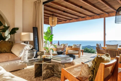 buy-a-luxury-villa-in-mykonos-18297398_15