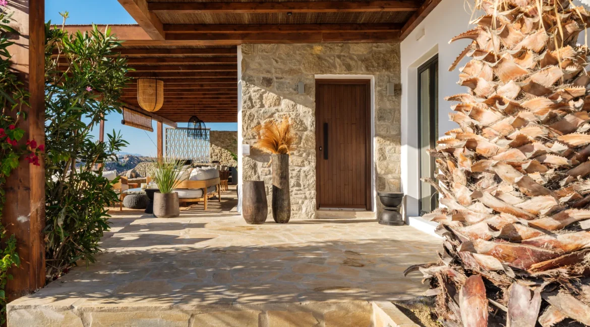 buy-a-luxury-villa-in-mykonos-18297398_25