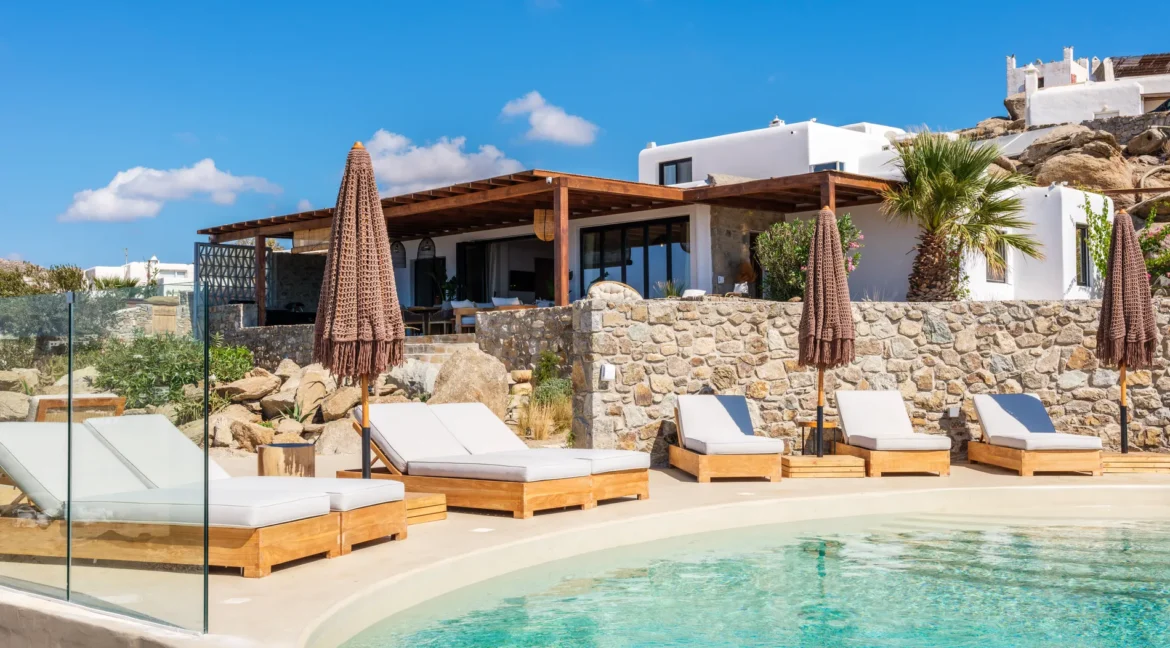 buy-a-luxury-villa-in-mykonos-18297398_30
