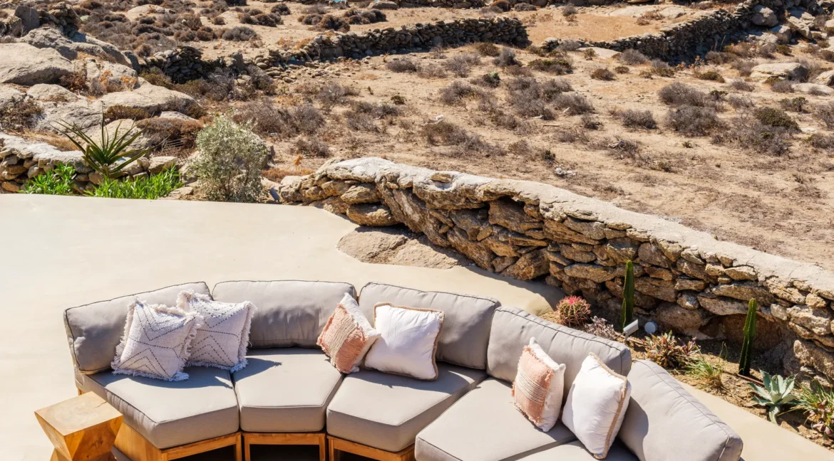 buy-a-luxury-villa-in-mykonos-18297398_31