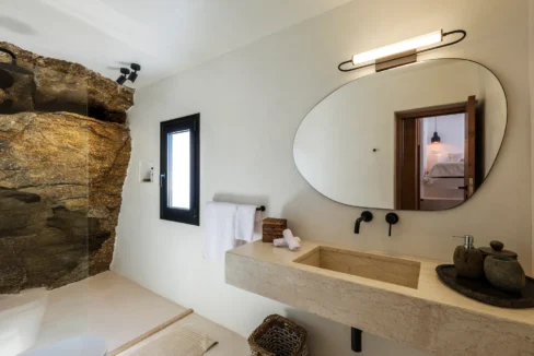 buy-a-luxury-villa-in-mykonos-18297398_39