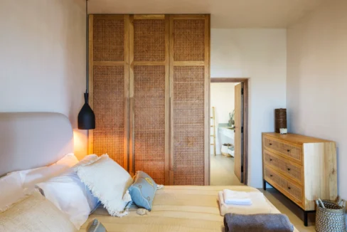 buy-a-luxury-villa-in-mykonos-18297398_43