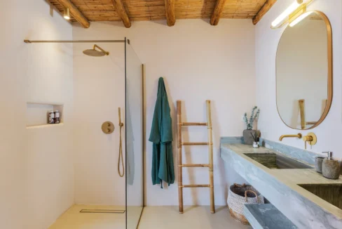 buy-a-luxury-villa-in-mykonos-18297398_45