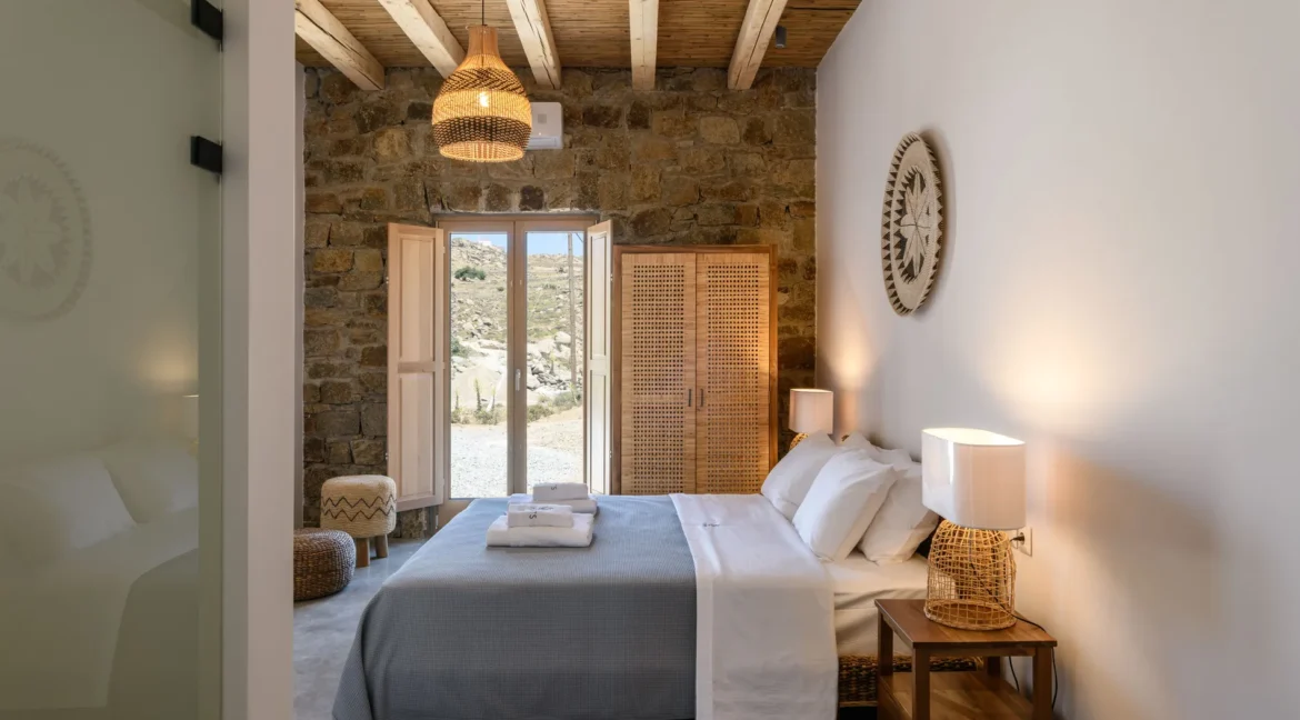 buy-a-waterfront-villa-in-mykonos-16002253_14