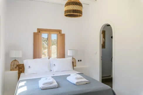 buy-a-waterfront-villa-in-mykonos-16002253_18