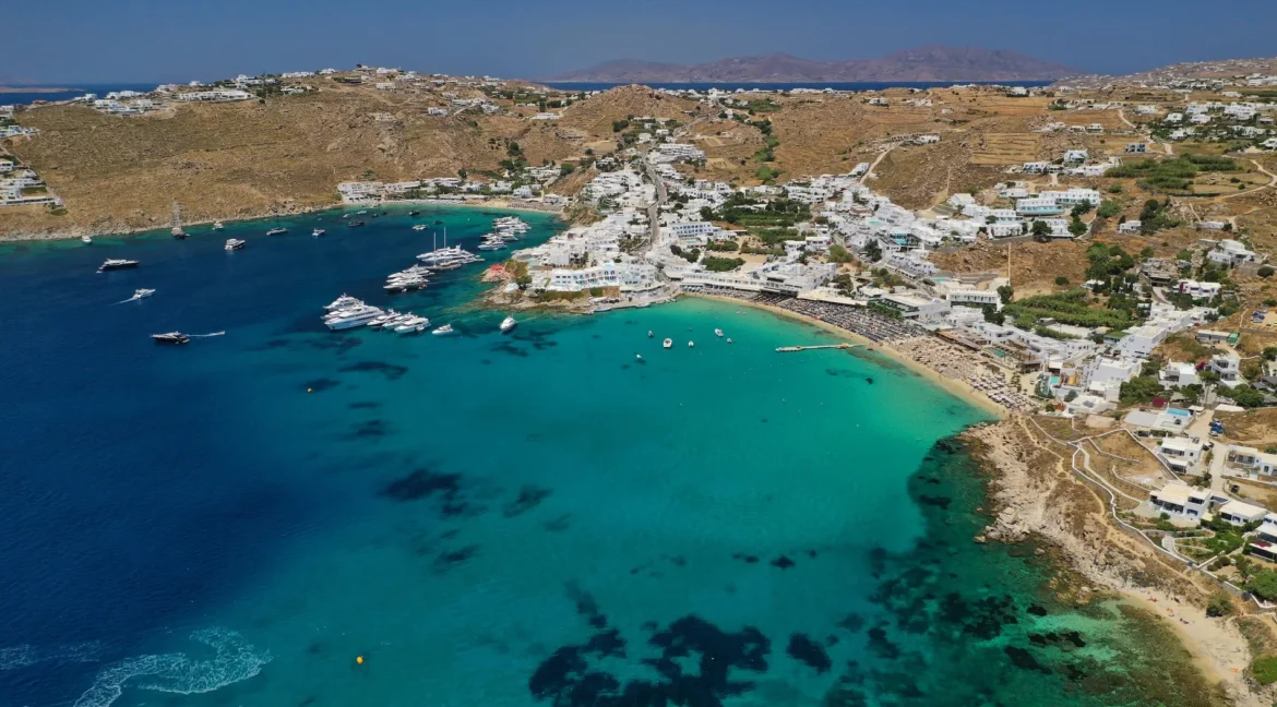 buy-a-waterfront-villa-in-mykonos-16002253_24