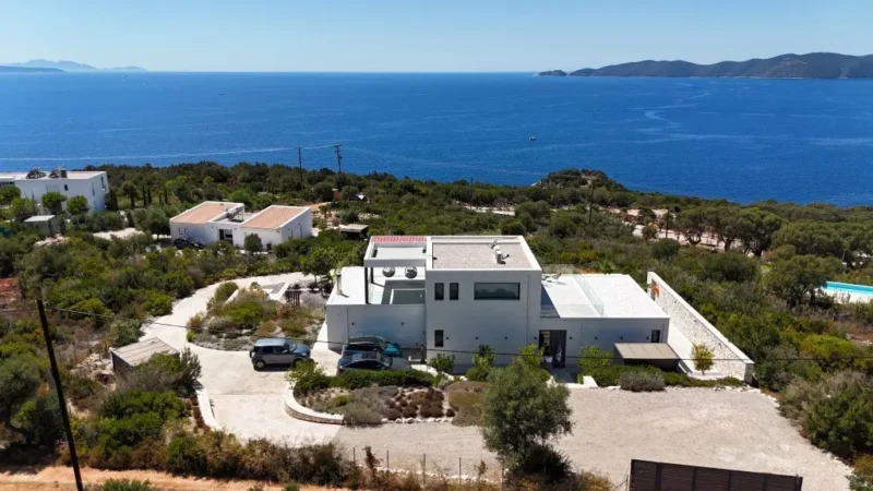Luxury Villa in Lefkada for sale