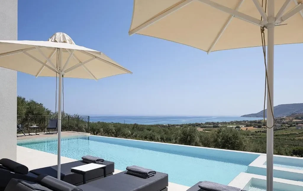 invest-in-a-sea-view-villa-in-crete-18382847_01