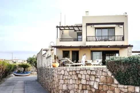 invest-in-a-seafront-villa-in-aegina-18001690_13